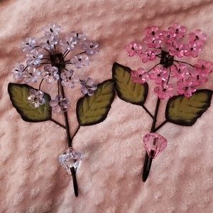 Flower wall hooks